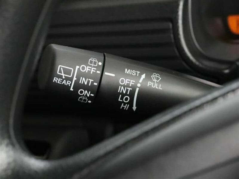 N-VAN-17