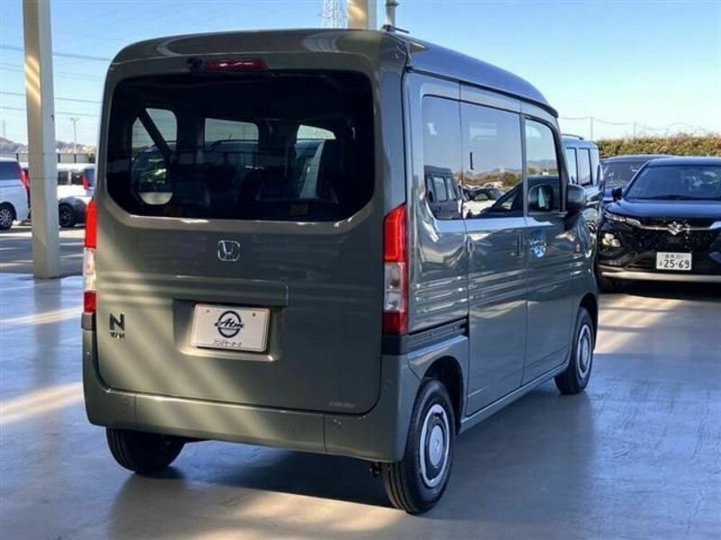 N-VAN-3
