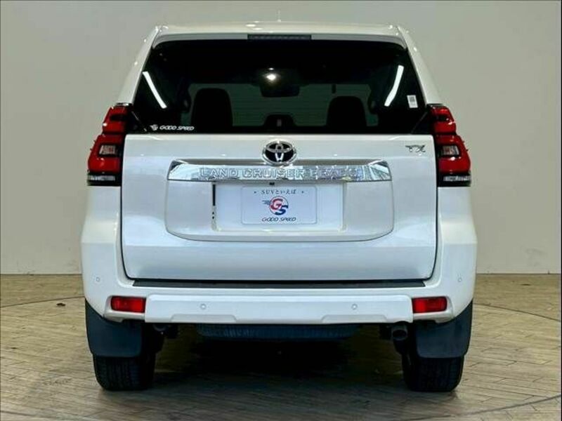LAND CRUISER PRADO-12