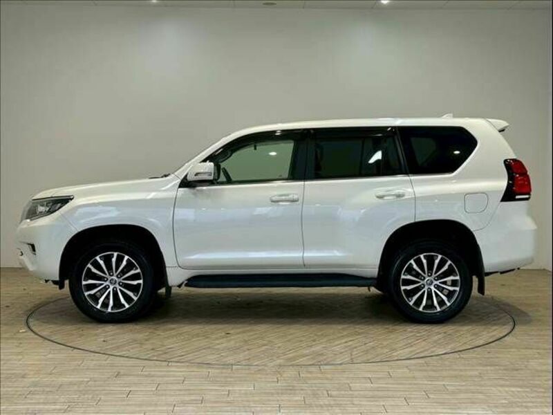 LAND CRUISER PRADO-14