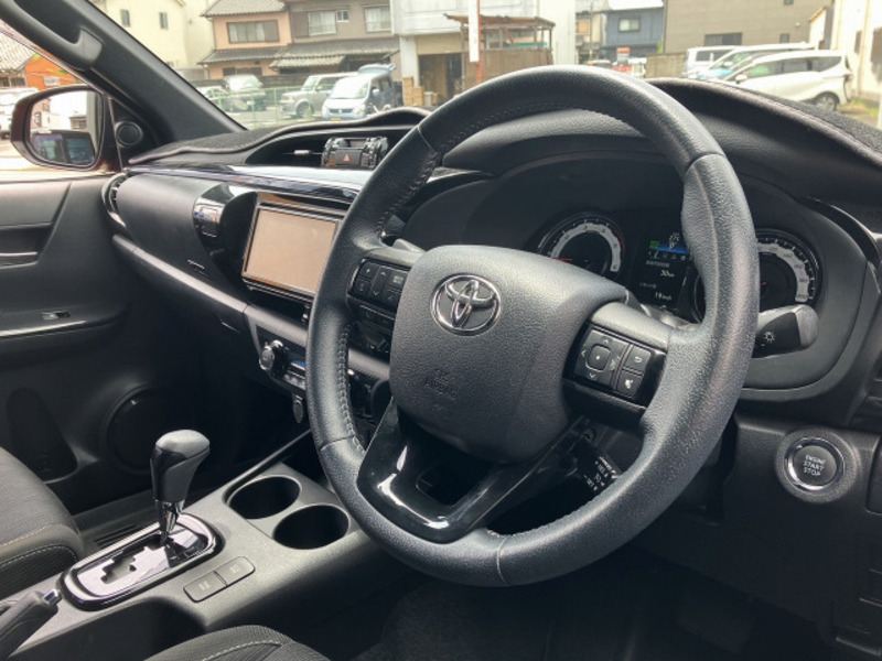 HILUX