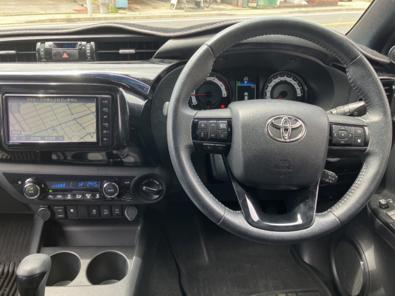 HILUX