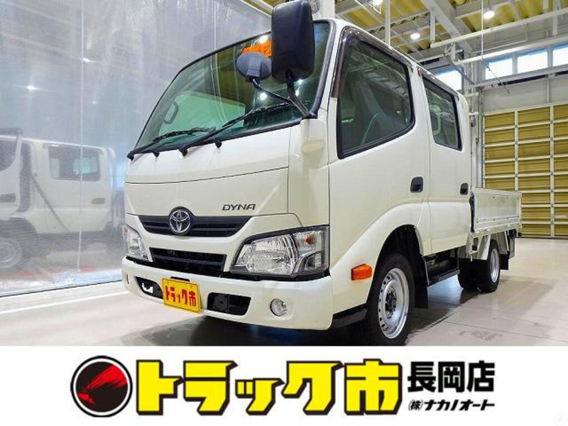 TOYOTA DYNA