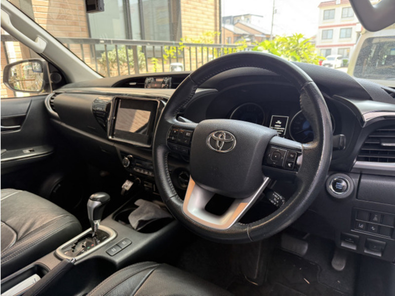HILUX