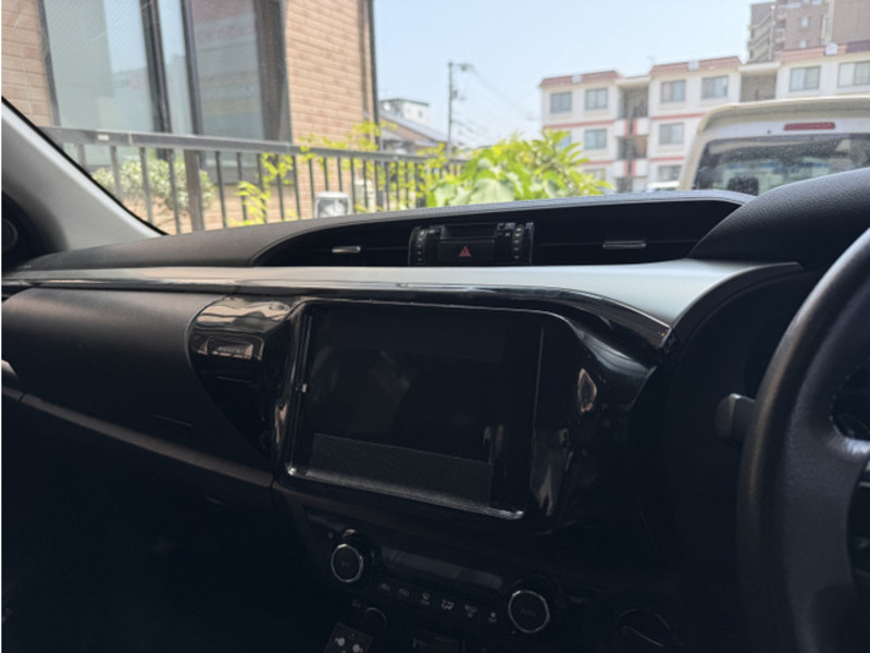 HILUX