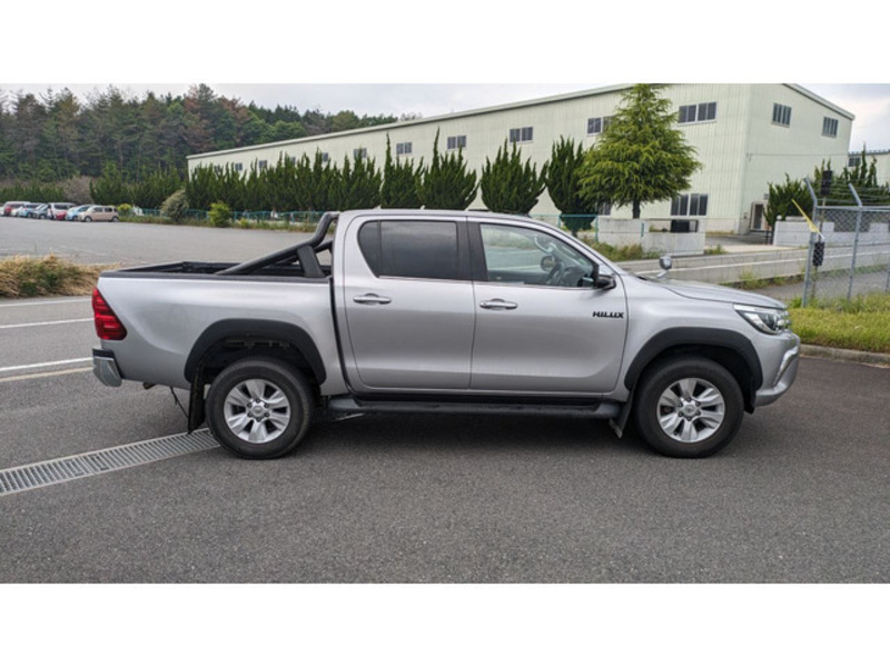 HILUX-4