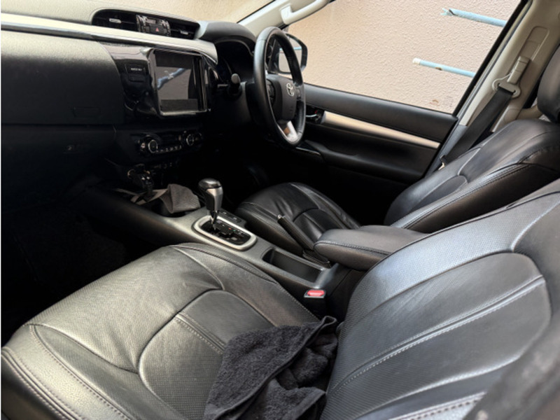 HILUX