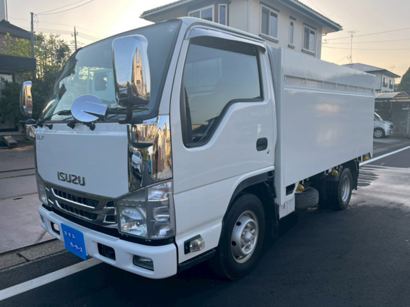 ISUZU　ELF