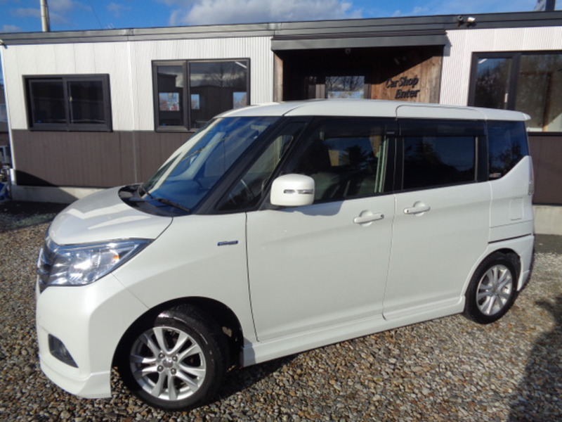 DELICA D2
