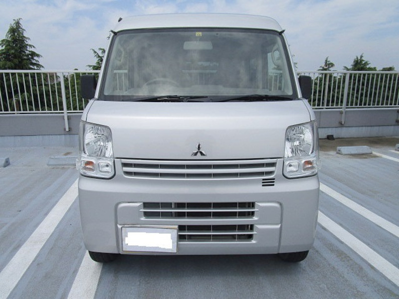MINICAB VAN