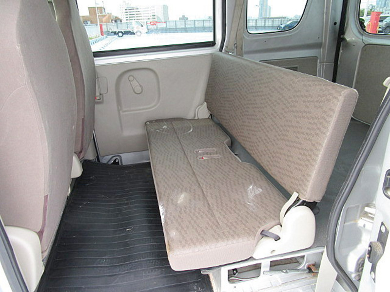 MINICAB VAN