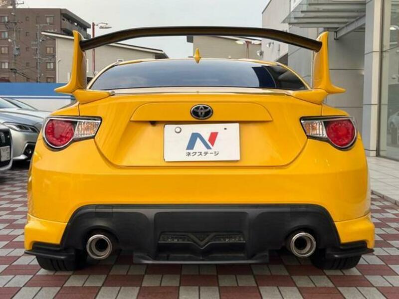 86