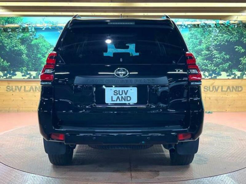 LAND CRUISER PRADO-17