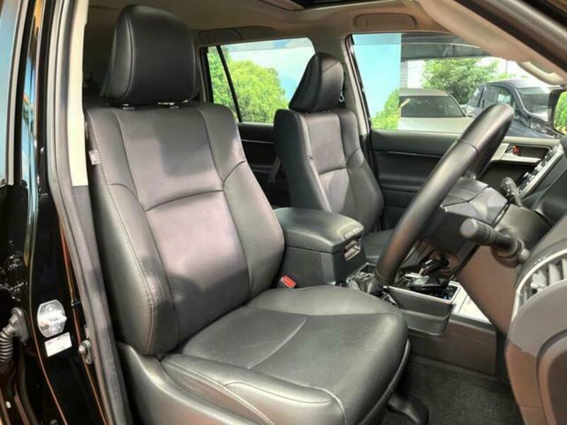LAND CRUISER PRADO-9