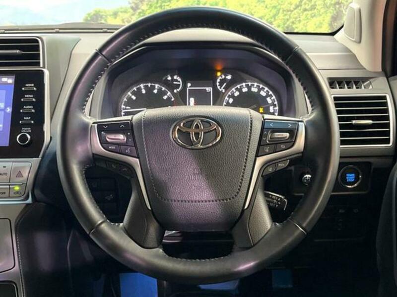 LAND CRUISER PRADO-13