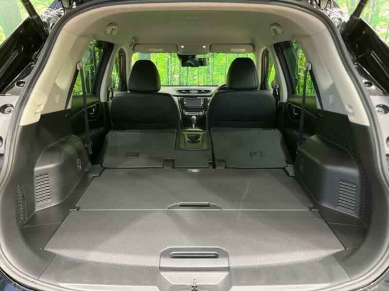 X-TRAIL-9