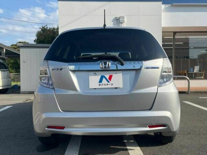 FIT HYBRID