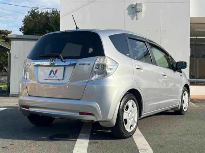 FIT HYBRID