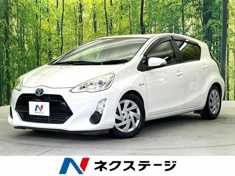 TOYOTA　AQUA