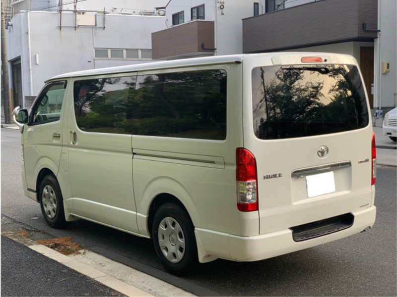 HIACE VAN