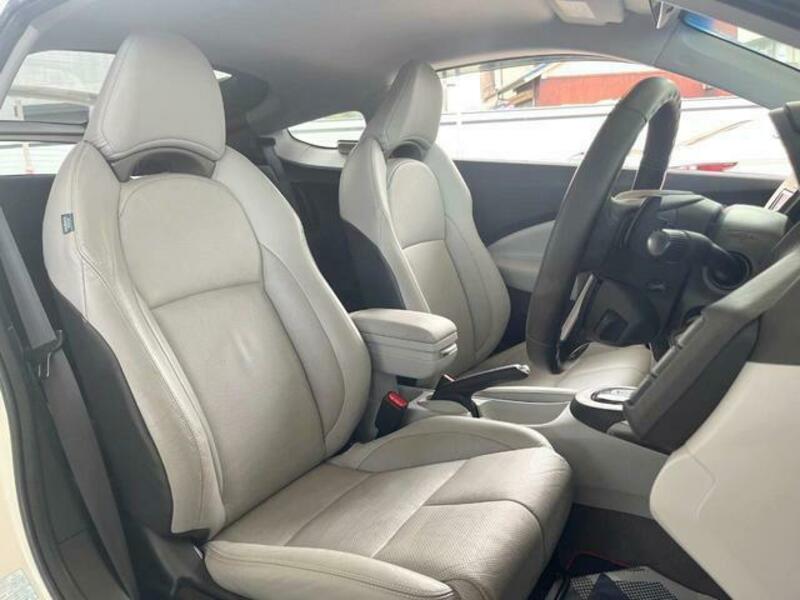 CR-Z