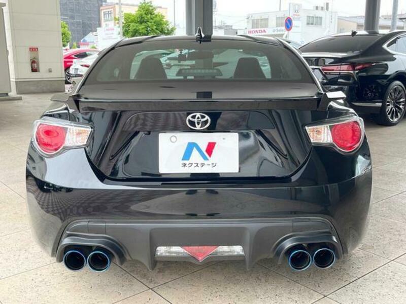 86