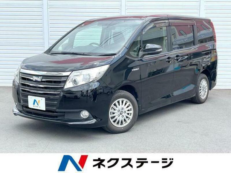 TOYOTA　NOAH