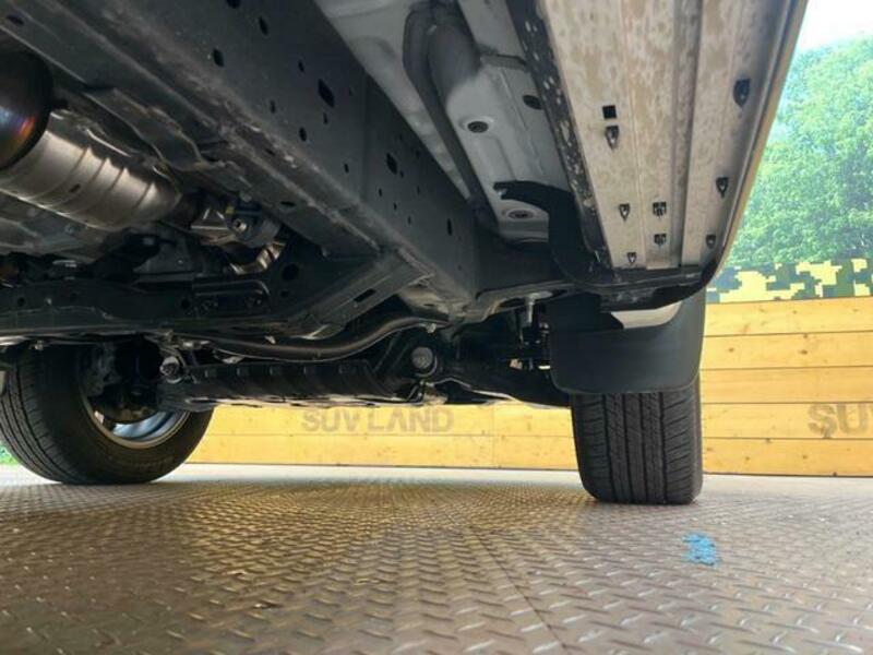 LAND CRUISER PRADO-18