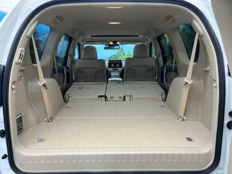LAND CRUISER PRADO-9