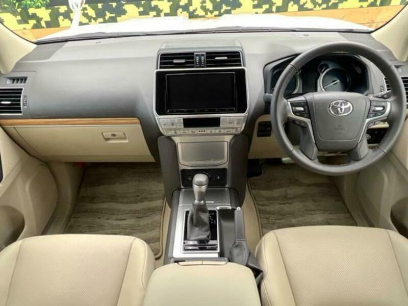 LAND CRUISER PRADO-1
