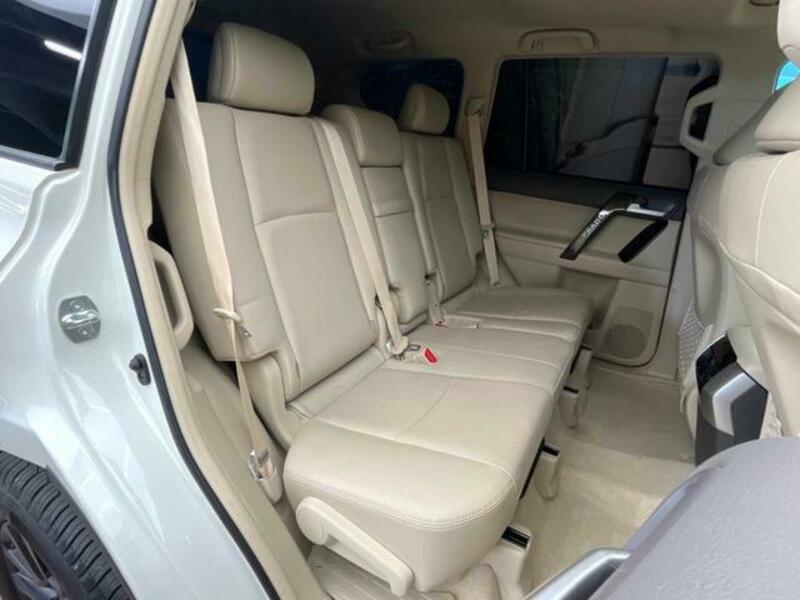 LAND CRUISER PRADO-8