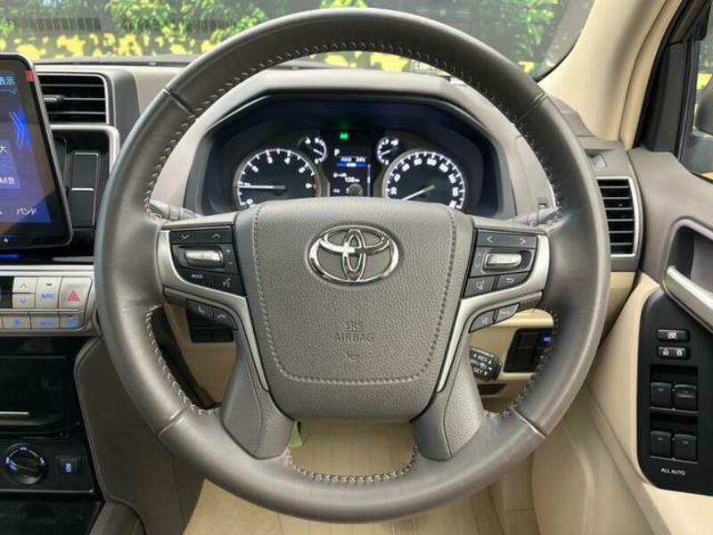 LAND CRUISER PRADO-11