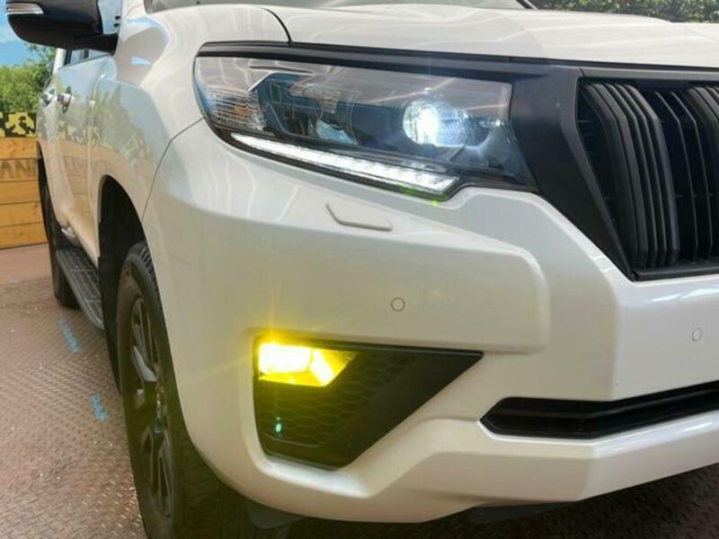 LAND CRUISER PRADO-12