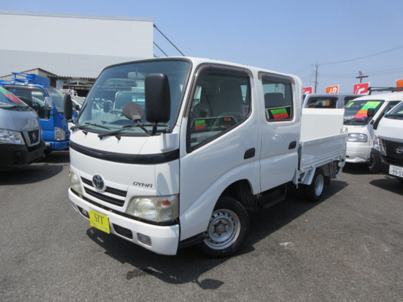 TOYOTA DYNA