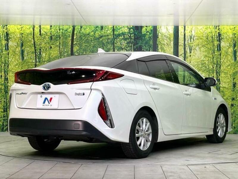 PRIUS PHV