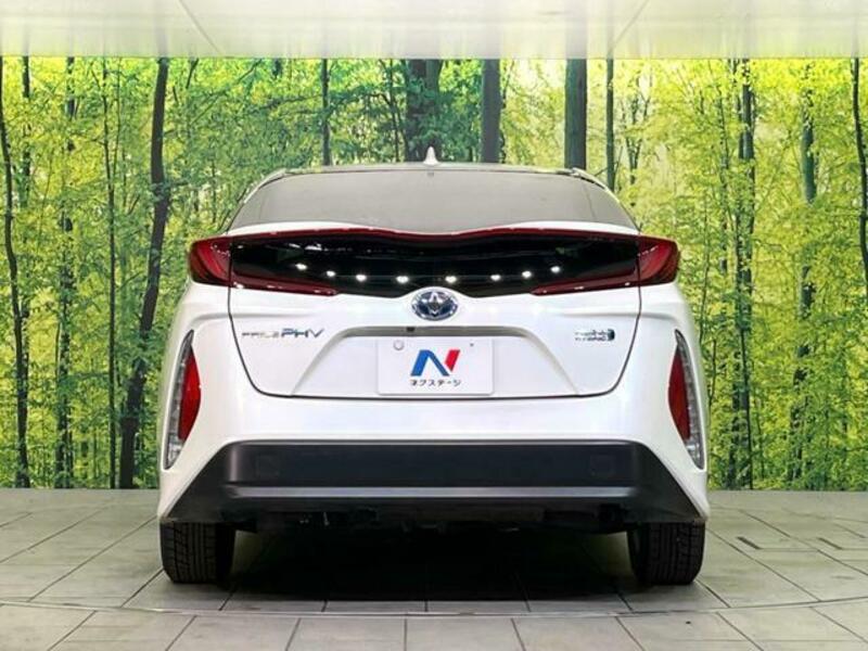 PRIUS PHV