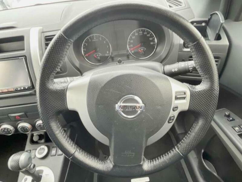 X-TRAIL-10