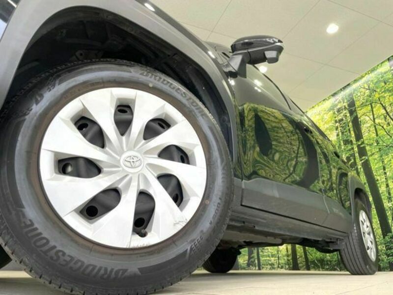 YARIS CROSS-12