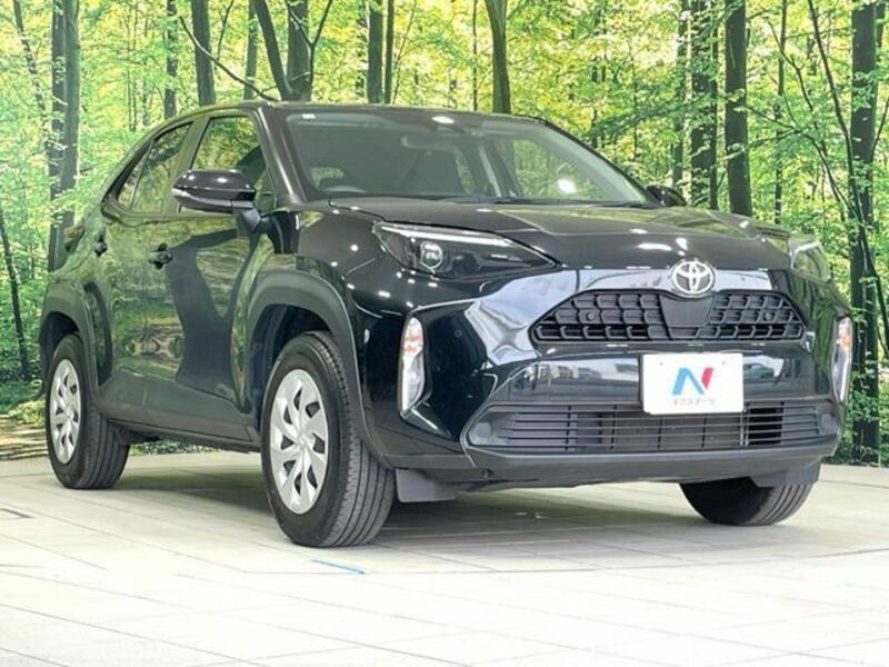 YARIS CROSS-15