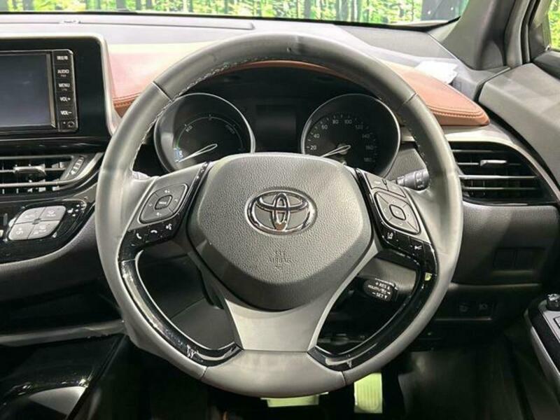 C-HR-11