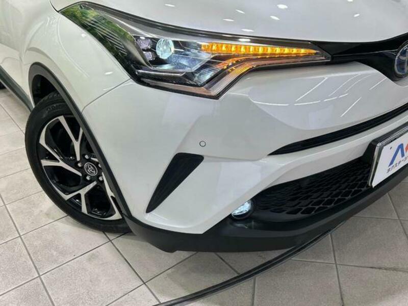 C-HR-12