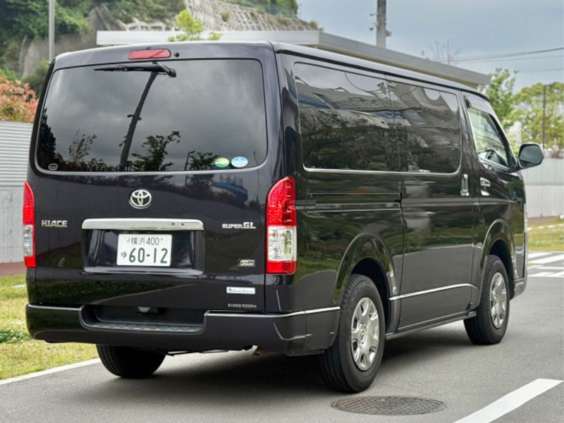 HIACE VAN