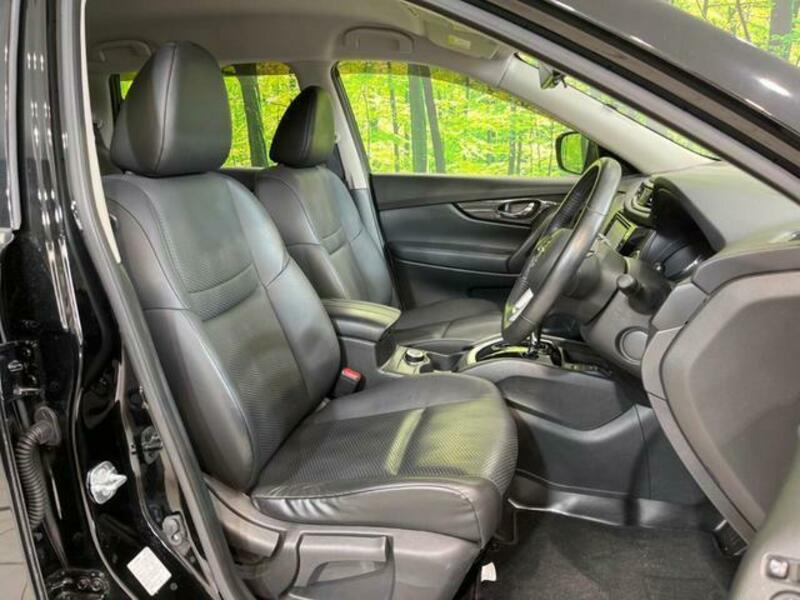 X-TRAIL-7
