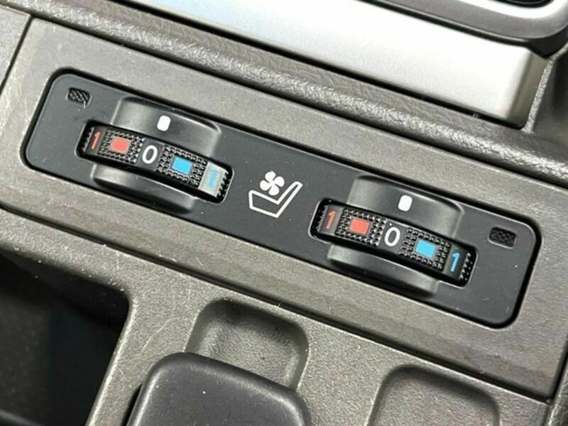 LAND CRUISER PRADO-8