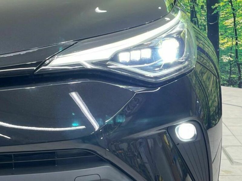 C-HR-11
