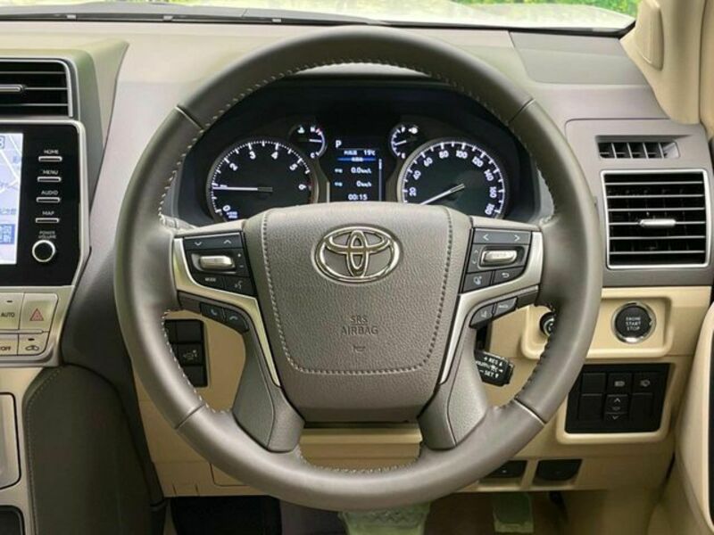 LAND CRUISER PRADO-12