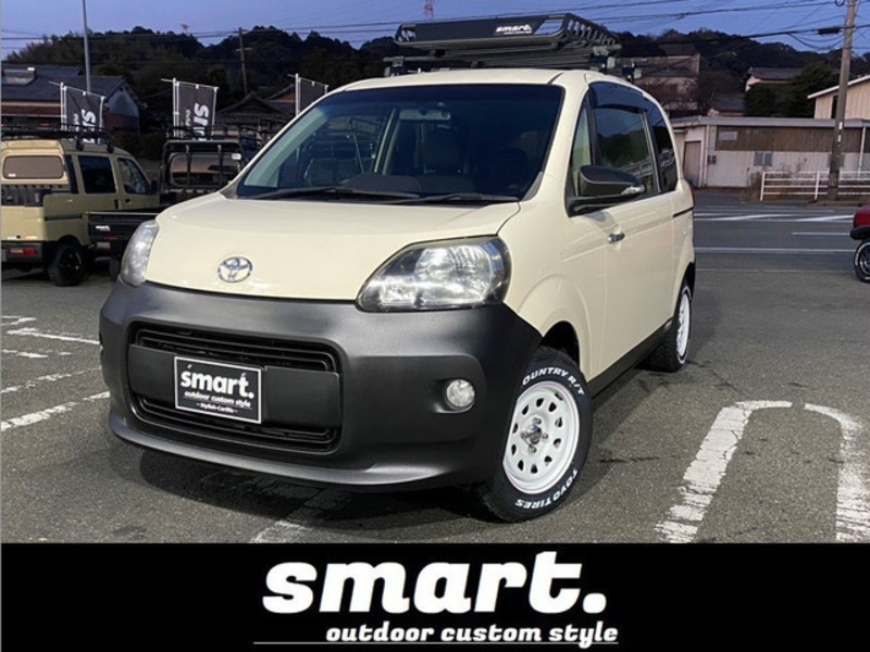 TOYOTA PORTE