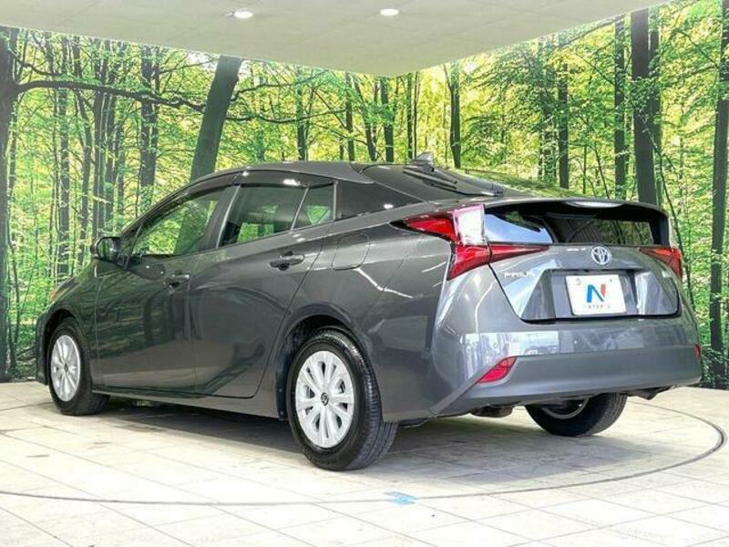 PRIUS-16