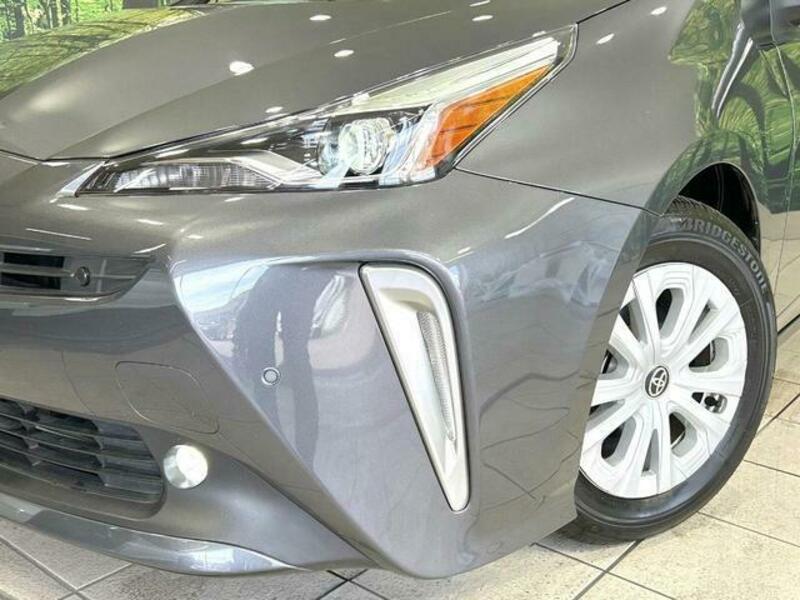 PRIUS-12