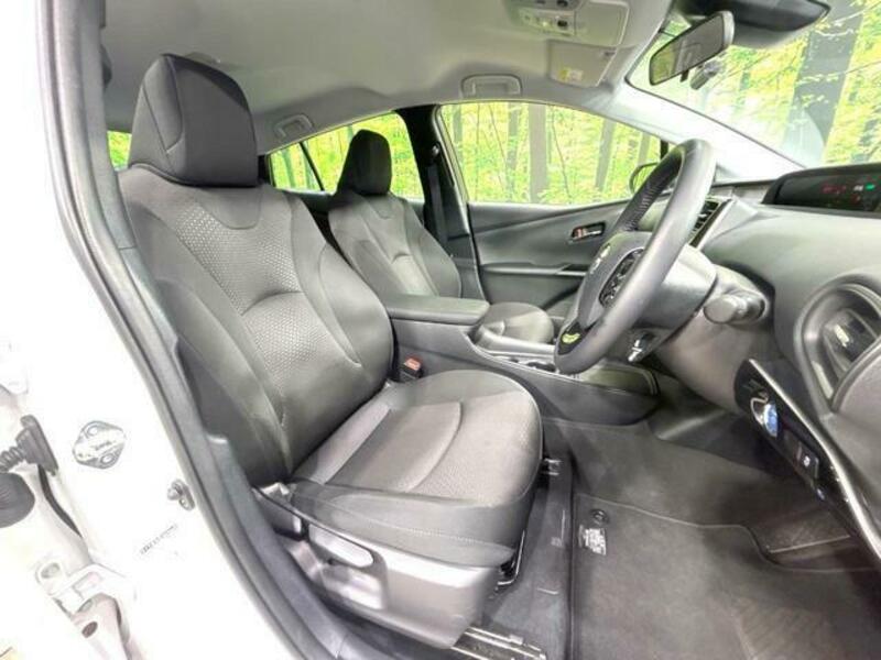 PRIUS-6
